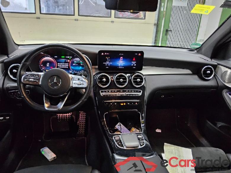 GLC -Klasse GLC 300 e 4Matic (253.953)AMG 2.0 AMG Line 235KW AT9 E6d #3