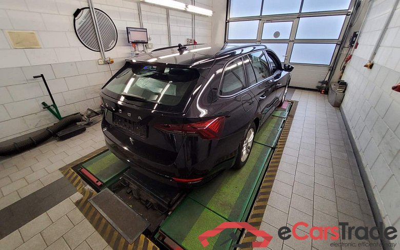Skoda Octavia Combi (NX5)(01.2020->) DE - Kb5 2.0 TDI DPF EU6d, Ambition (EURO 6d), 2020 - 2023 #3
