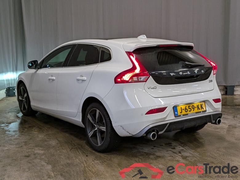 VOLVO V40 2.0 D3 Polar+ Sport #4