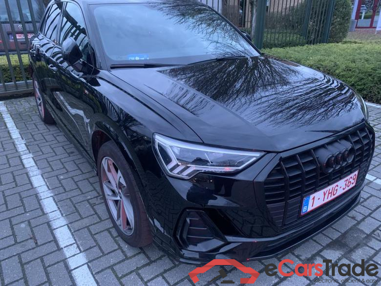 AUDI Q3 Audi Q3  Business Edition S line 35 TFSI  110(150) kW(pk) S tronic