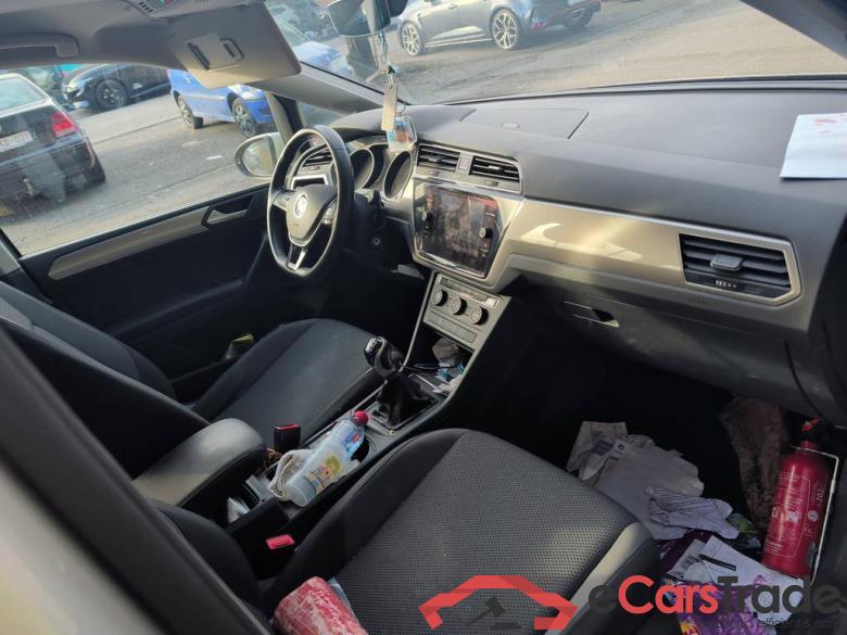 VOLKSWAGEN Touran Touran Trendline 1.5 TSI OPF 110 kW (150 ch) 6 vitesses manuel #5