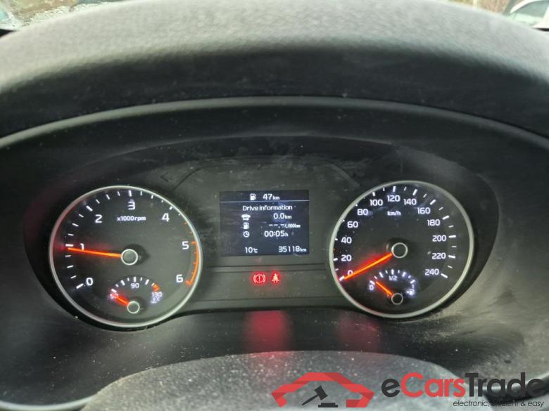 KIA Sportage / 2018 / 5P / todoterreno 1.6 MHEV Business 100kW (136CV) 4x2 #4