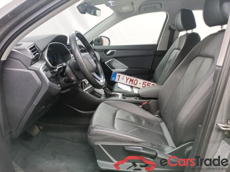 Audi Q3 35 TDI S tronic Advanced Business Editio 5d #3