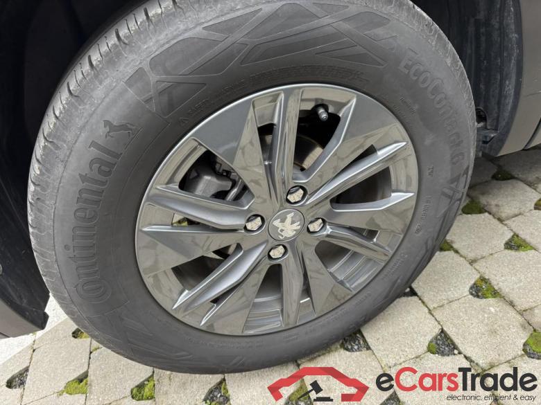 PEUGEOT 2008 1.2 PureTech Active Pack S&S (EU6.3) #6
