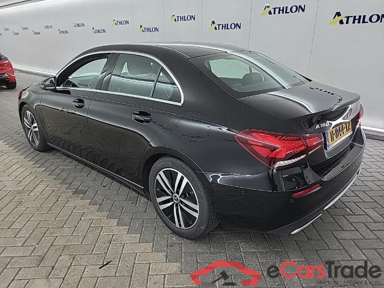 MERCEDES-BENZ A-Klasse Limousine A 180 7G-DCT Business Solution Luxury 4D 100kW #4