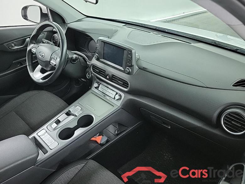 HYUNDAI Kona Comfort Electric 64 kWh 5D #6