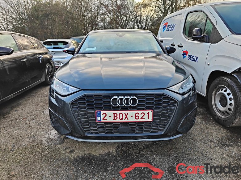 Audi A3 Sportback 1.5 35 TFSi 110kW 5d !! damaged car !! #5