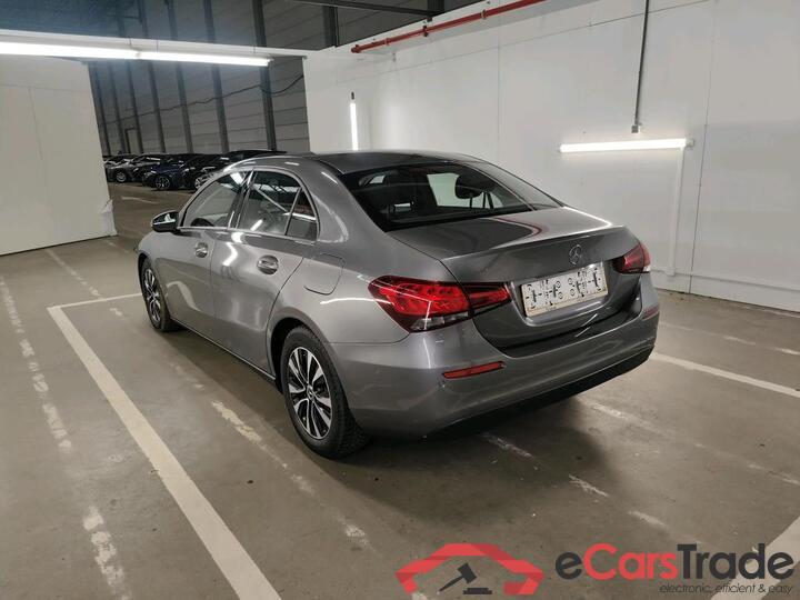 Mercedes A-Klasse Limousine A-Klasse Limousine A 200d Business Solution 110kW/150pk  4D/P Auto-8 #3