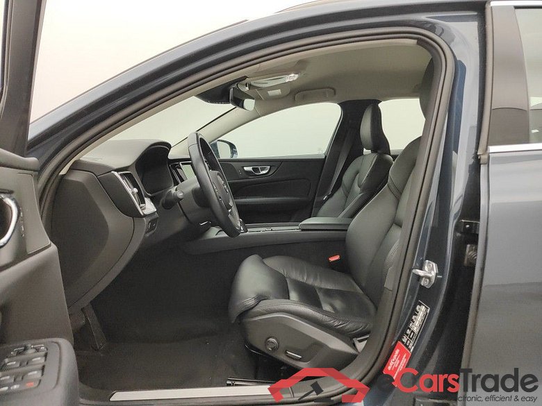 VOLVO V60 DIESEL - 2018 2.0 D4 190 Momentum Pro Geartronic (EU6d-T.) 5d #3