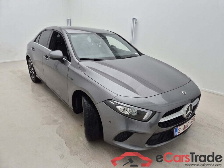 Mercedes A 250e PHEV Aut. LED-Xenon Widescreen Navi 1/2 Sport-Leather KeylessGo Camera Klima PDC ... #2