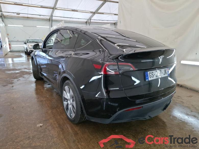 TESLA Model Y / 2021 / 5P / SUV RWD #2