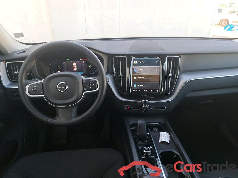 VOLVO XC60 / 2017 / 5P / todoterreno 2.0 T6 AWD Recharge Inscription Exp Auto #3