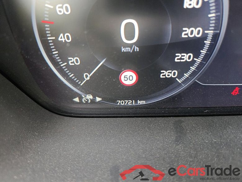 VOLVO XC90 / 2019 / 5P / todoterreno 2.0 T8 AWD Business Plus Auto #5