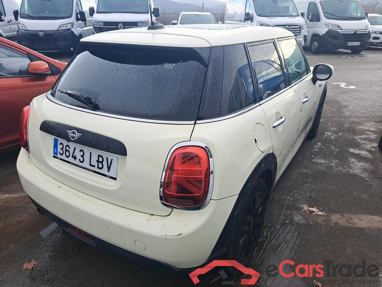 MINI MINI / 2014 / 5P / berlina con portón ONE 5 PUERTAS (CX) #2