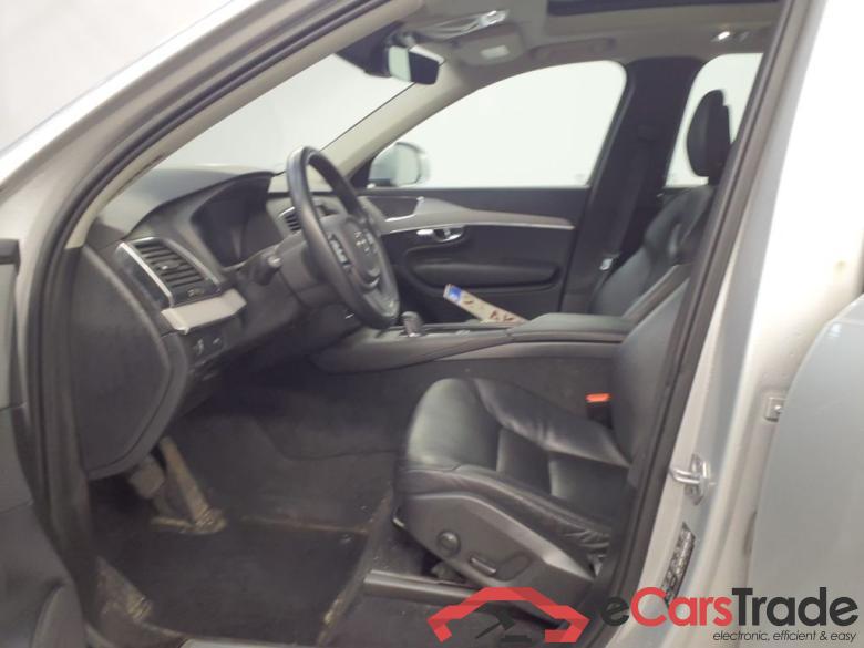 Volvo XC90 2.0 B5 D 4WD Geartronic Momentum Pro 7PL 5d #3