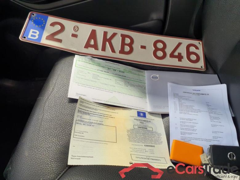 Volvo XC90 2.0 B5 D 4WD Geartronic Momentum Pro 7PL 5d #4