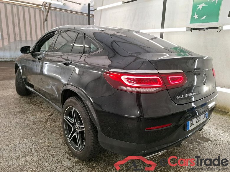 MERCEDES-BENZ GLC Coupe / 2019 / 5P / Coupé 2.0 GLC 300 DE AMG LINE 4MATIC #2