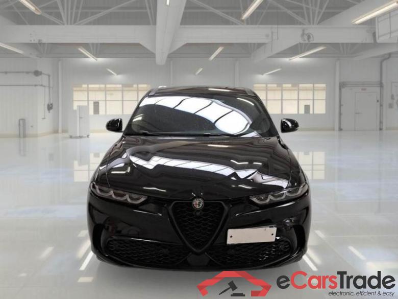 ALFA ROMEO TONALE / 2022 / 5P / SUV 1.5 160CV HYBRID TCT7 VELOCE #6