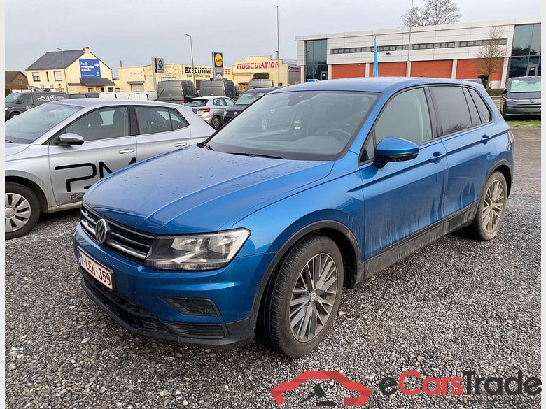 VOLKSWAGEN Tiguan Trendline 1.5 TSI 96 kW (130 ch) 6 vitesses manuel #1