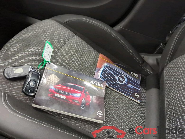Opel Astra Sports Tourer 1.0 Turbo 77kW S/S Innovation 5d #4
