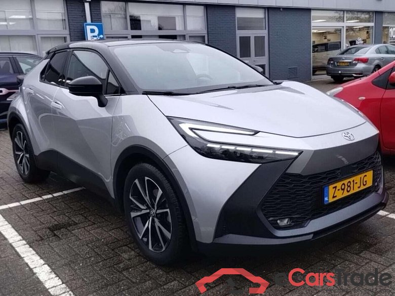 TOYOTA C-HR 1.8 Hybrid 140 First Edition #2