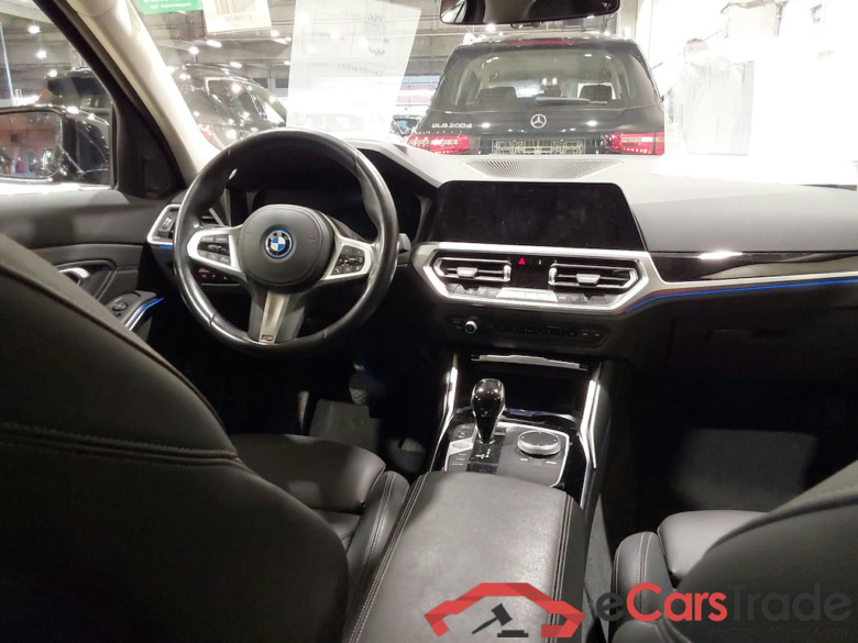 BMW 3 SERIES TOURING 2.0 320E TOURING #6