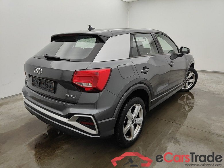 Audi Q2 35 TDI S tronic S Line 5d #2