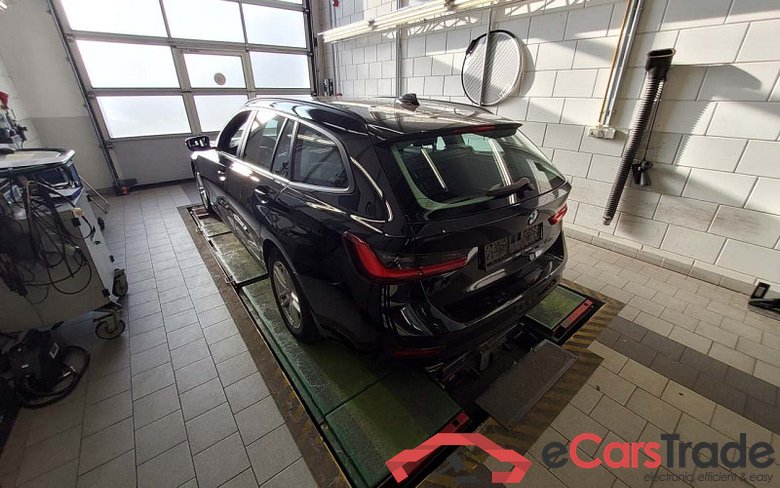 BMW 3 Touring (G21)(06.2019->) DE - Kb5 318 d Mild-Hybrid EU6d, Advantage (EURO 6d), 2020 - 2022 #4