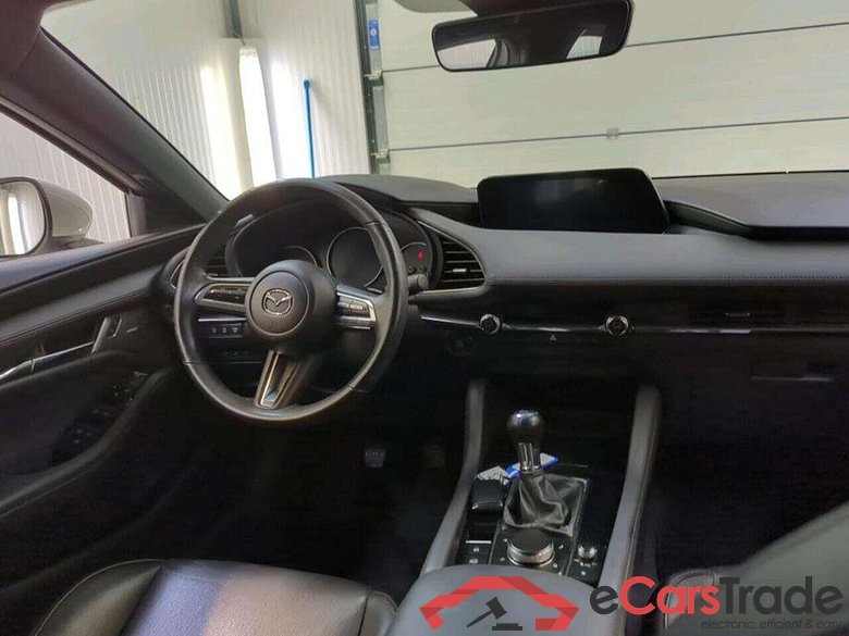 Mazda 3 2.0 SA-X Comf. Bose #2