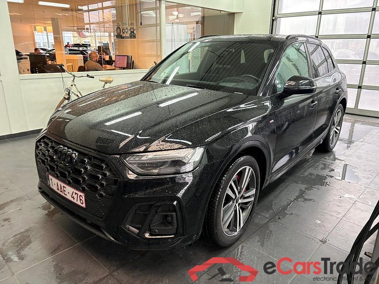 AUDI Q5 PHEV Audi Q5  Competition 55 TFSI e quattro 270(367) kW(ch) S tronic #1