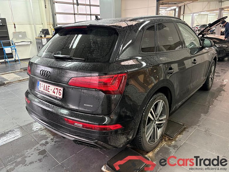 AUDI Q5 PHEV Audi Q5  Competition 55 TFSI e quattro 270(367) kW(ch) S tronic #4