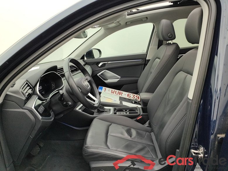 Audi Q3 35 TDI S tronic Advanced Business Editio 5d #3