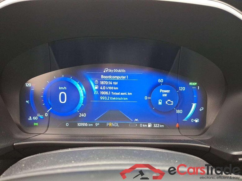 FORD KUGA 2.5 PHEV Titanium #4