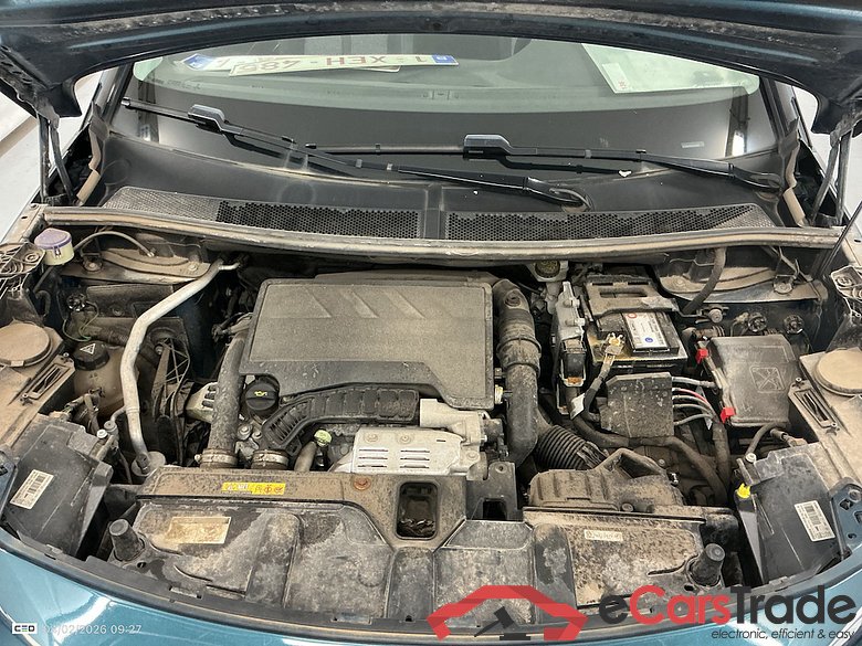 PEUGEOT 5008 - 2017 1.2 PureTech Allure (EU6.3) STOCK #6