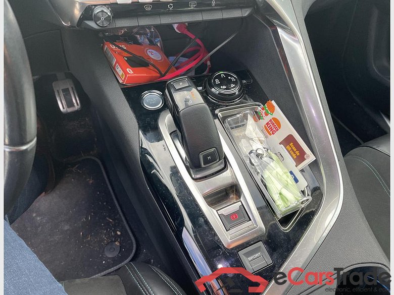 PEUGEOT 3008 1.2 PureTech Crossway #5