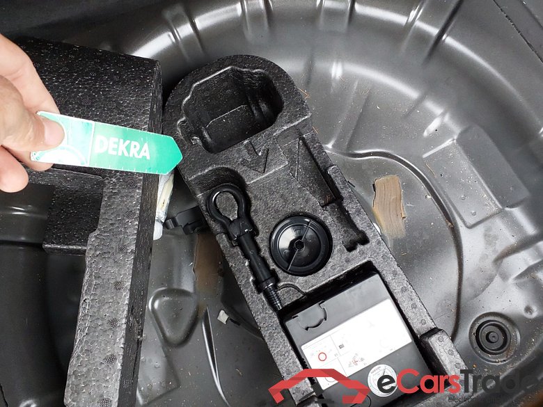 FORD Focus 1.0 EcoBoost 125 ST Line #6