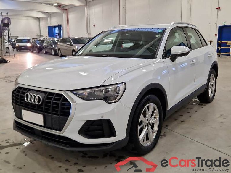 AUDI Q3 / 2018 / 5P / SUV 35 TDI S TRONIC #1