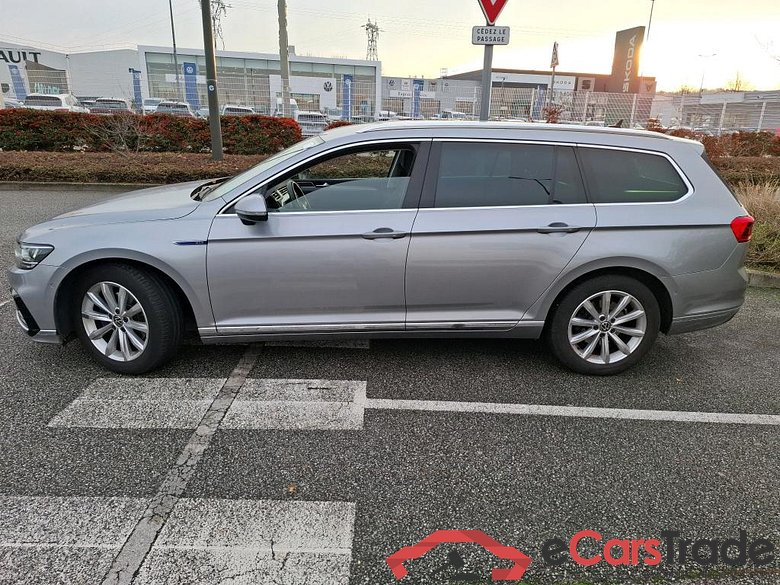 VOLKSWAGEN Passat SW / 2019 / 5P / Break 1.4 TSI DSG HYBRIDE RECHARGEABLE SW GTE #3