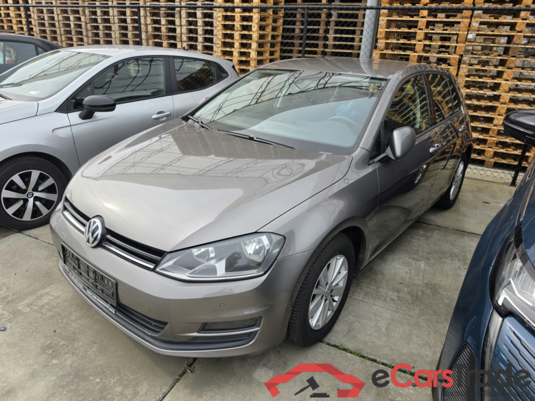 Volkswagen Golf 1.6 TDI Navi Klima PDC ... #2