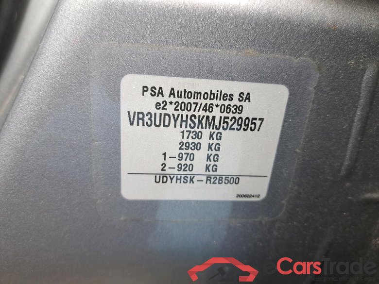 PEUGEOT - PEU 2008 BlueHDi 110PK   ***   TOTAL LOSS   ***   Allure & Connect & VisioPark I #6