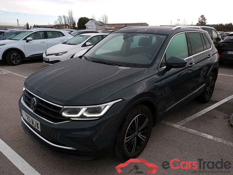 VOLKSWAGEN Tiguan / 2020 / 5P / todoterreno Life 1.4 TSI eHybrid 180kW (245CV) DSG #1