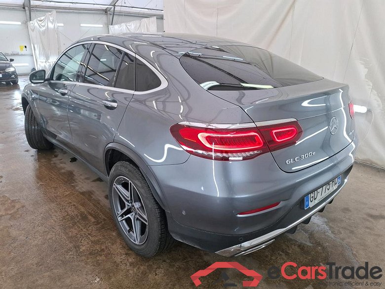 MERCEDES-BENZ GLC Coupe / 2019 / 5P / Coupé 2.0 GLC 300 E BUSINESS LINE 4MATIC #2