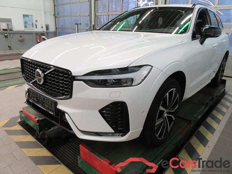Volvo XC60 (03.2017->) DE - SUV5 B5 (Benzin) AWD EU6d, Plus Dark Mild-Hybrid (EURO 6d), (Facelift) 2022