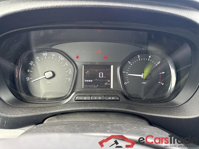 OPEL Vivaro / 2019 / 4P / furgón 1.5 Diésel 74kW(100CV)M Std Exp #4