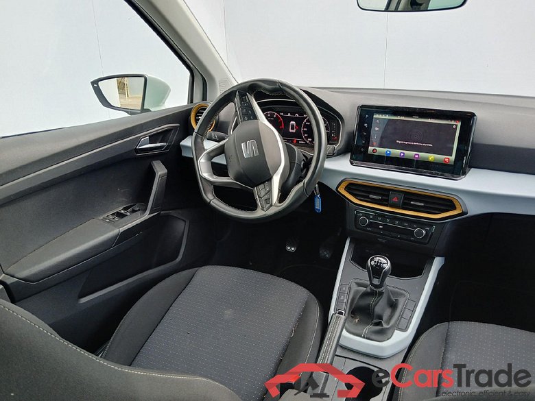 SEAT Arona / 2017 / 5P / todoterreno 1.0 TSI 81kW (110CV) Style Plus (AC) #3