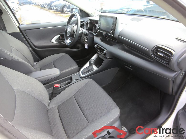 YARIS 15VT I116 HEV #3