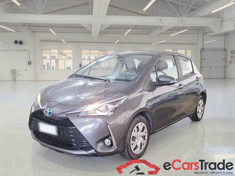 TOYOTA YARIS / 2017 / 5P / BERLINA 1.5 HYBRID BUSINESS