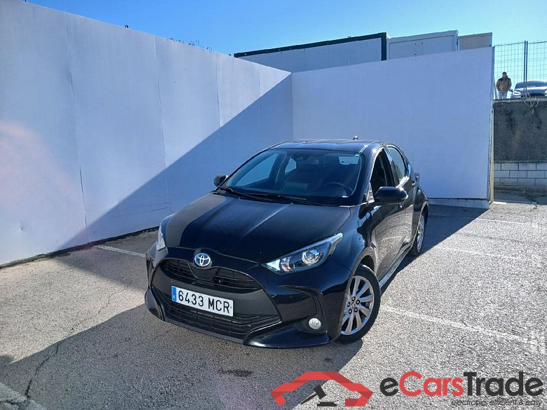 TOYOTA Yaris / 2020 / 5P / berlina con portón 1.5 120H Active Tech