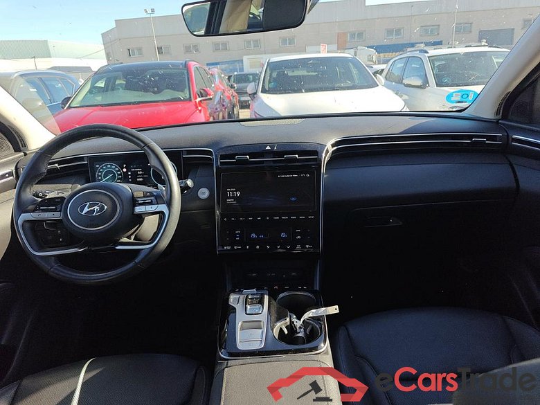HYUNDAI Tucson / 2020 / 5P / todoterreno 1.6 TGDI PHEV 195kW Style Auto 4x4 #3