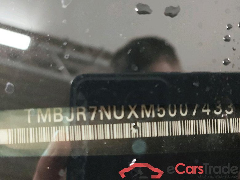 SKODA Karoq 110 kW #3